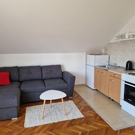 Apartmani Zinda Сукошан Экстерьер фото
