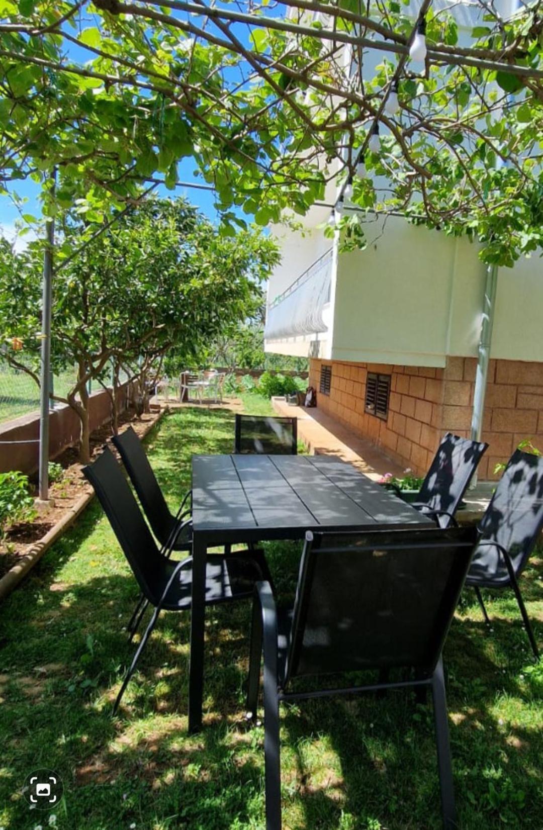 Apartmani Zinda Сукошан Экстерьер фото