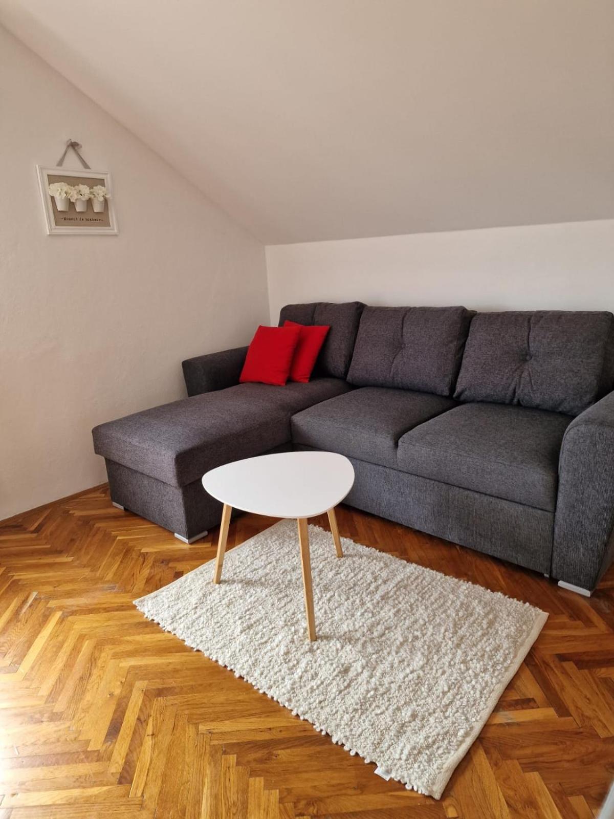 Apartmani Zinda Сукошан Экстерьер фото