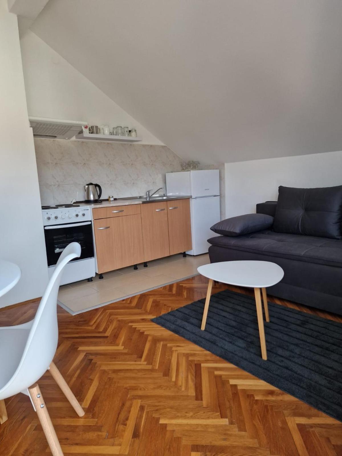 Apartmani Zinda Сукошан Экстерьер фото